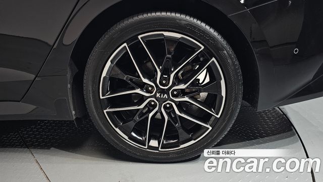 Kia K5 (III) 1.6 Turbo Signature 2021 — фото 21