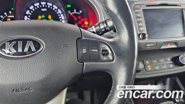 Kia Sportage R Diesel 2WD Trendy 2015 — фото 16
