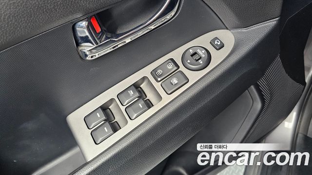 Kia Sportage R Diesel 2WD Trendy 2015 — фото 18