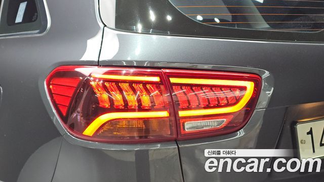 Kia Sorento Diesel 2.0 2WD Prestige 2019 — фото 23