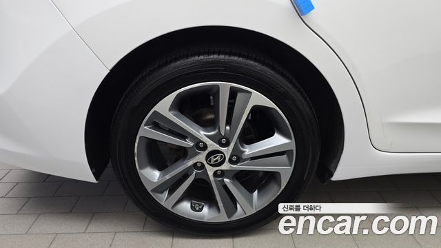 Hyundai Avante (AD) 1.6 GDI Premium 2016 — фото 5