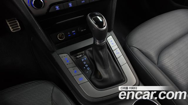 Hyundai Avante (AD) 1.6 GDI Premium 2016 — фото 9