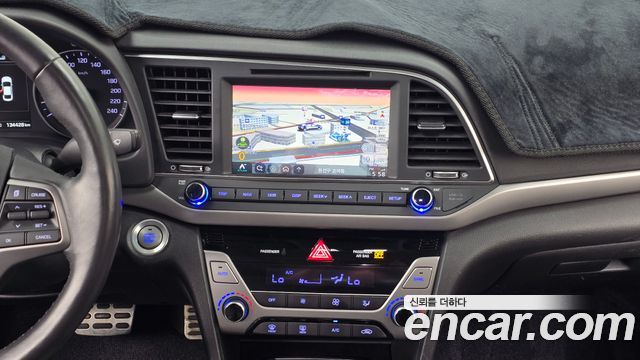 Hyundai Avante (AD) 1.6 GDI Premium 2016 — фото 18