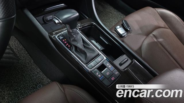 Kia K5 (II) 2.0 SX Noblesse 2016 — фото 9
