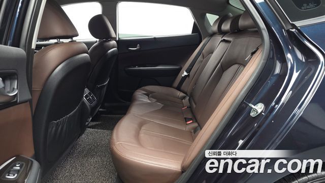 Kia K5 (II) 2.0 SX Noblesse 2016 — фото 26