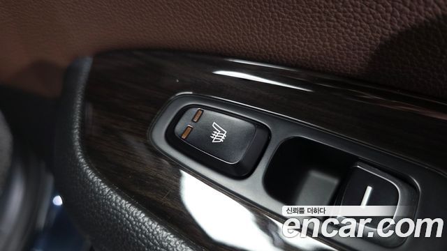 Kia K5 (II) 2.0 SX Noblesse 2016 — фото 30
