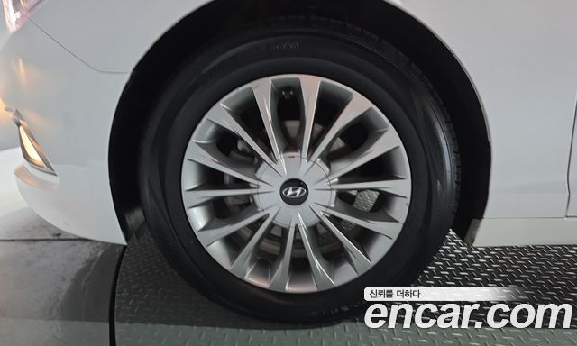 Hyundai Sonata (LF) LPI Premium Special 2015 — фото 5