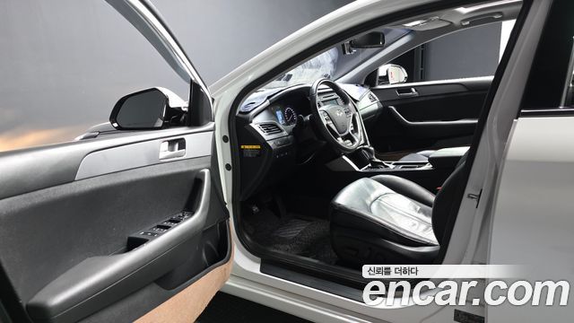 Hyundai Sonata (LF) LPI Premium Special 2015 — фото 10