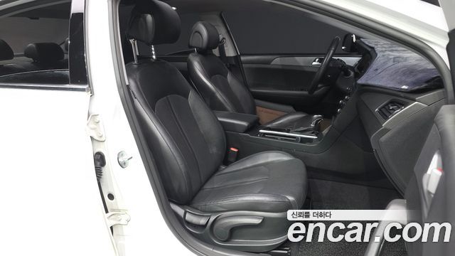 Hyundai Sonata (LF) LPI Premium Special 2015 — фото 11