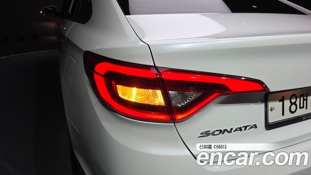 Hyundai Sonata (LF) LPI Premium Special 2015 — фото 23