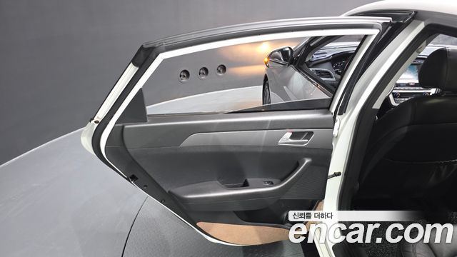 Hyundai Sonata (LF) LPI Premium Special 2015 — фото 25