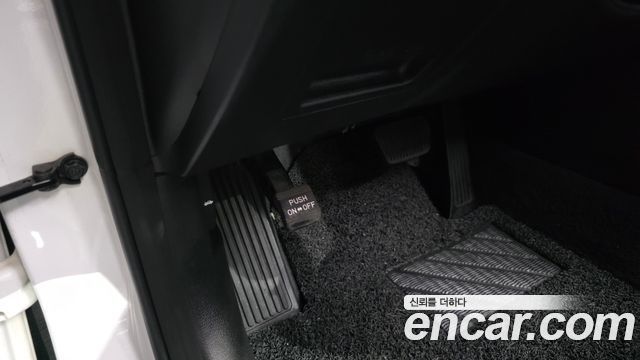 Hyundai Sonata (LF) LPI Premium Special 2015 — фото 31