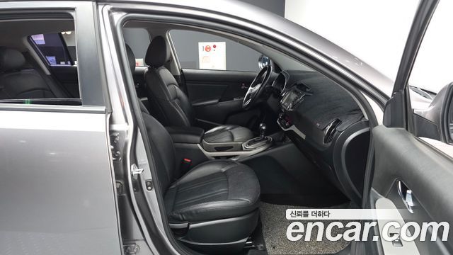 Kia Sportage R Diesel 2WD Prestige 2014 — фото 11