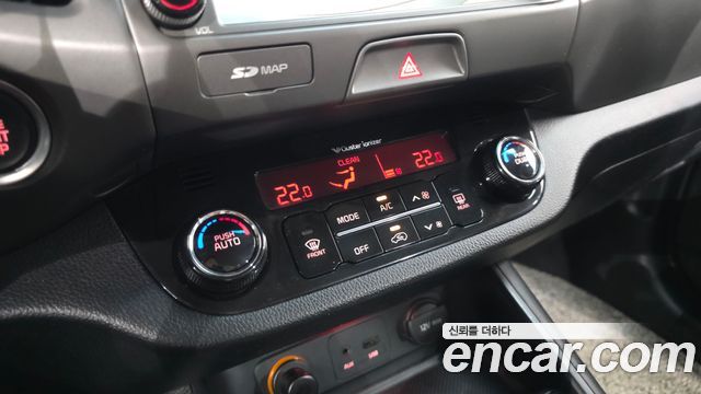 Kia Sportage R Diesel 2WD Prestige 2014 — фото 16