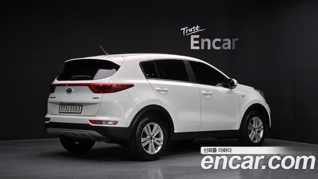 Kia Sportage (IV) Diesel 2.0 4WD Trendy 2016 — фото 2
