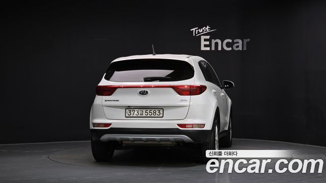 Kia Sportage (IV) Diesel 2.0 4WD Trendy 2016 — фото 4