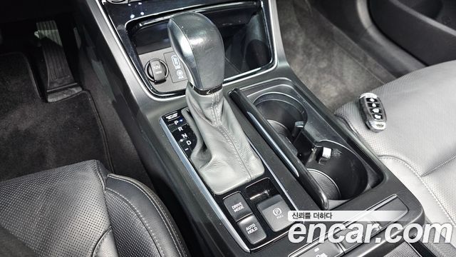 Hyundai Grandeur (IG) 2.4 Premium 2019 — фото 9