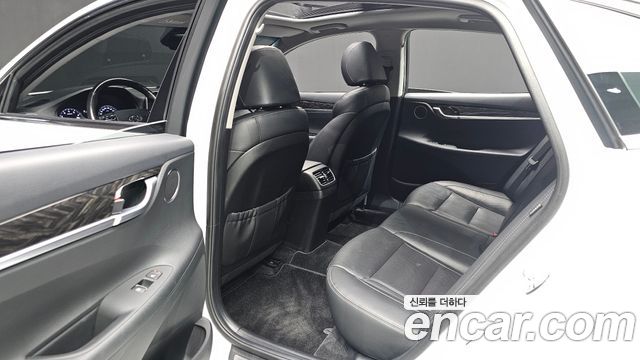 Hyundai Grandeur (IG) 2.4 Premium 2019 — фото 12