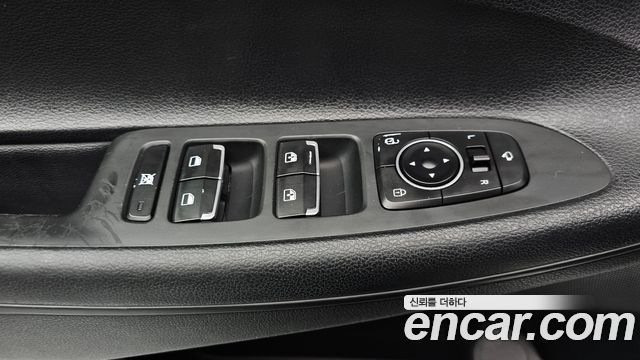 Hyundai Grandeur (IG) 2.4 Premium 2019 — фото 17