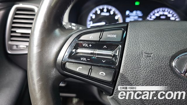 Hyundai Grandeur (IG) 2.4 Premium 2019 — фото 19