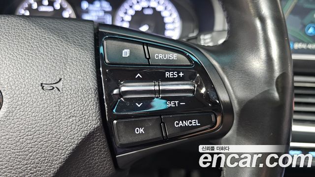 Hyundai Grandeur (IG) 2.4 Premium 2019 — фото 20