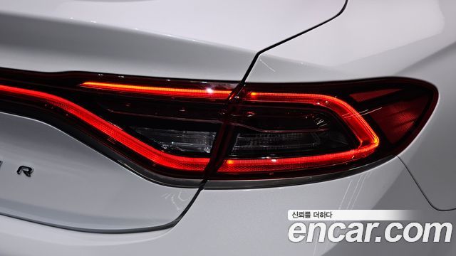 Hyundai Grandeur (IG) 2.4 Premium 2019 — фото 23