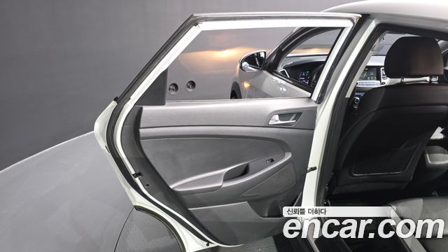 Hyundai Tucson Diesel 2.0 4WD Smart 2018 — фото 25