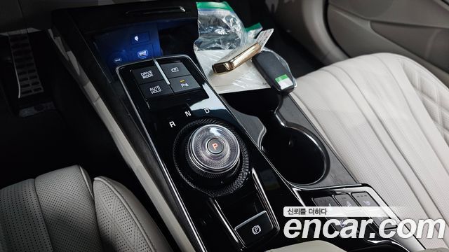 Kia K8 Hybrid Signature 2023 — фото 9
