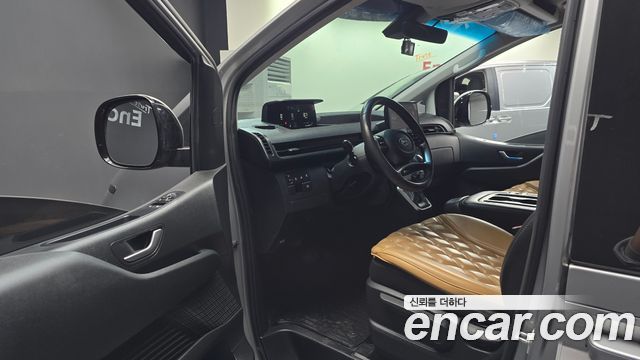 Hyundai Staria Cargo 3-Seater Modern 2023 — фото 10