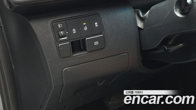 Hyundai Staria Cargo 3-Seater Modern 2023 — фото 17