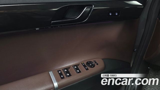 Hyundai Grandeur Hybrid (GN7) Exclusive 2023 — фото 18