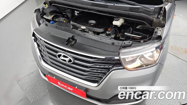 Hyundai Grand Starex Wagon 12-Seater Modern 2021 — фото 6