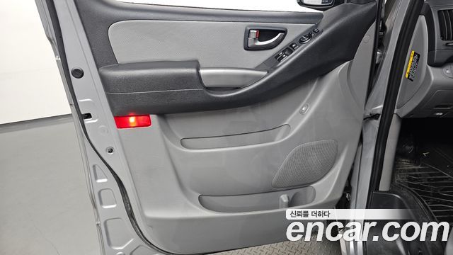 Hyundai Grand Starex Wagon 12-Seater Modern 2021 — фото 25