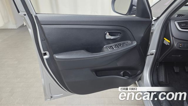 Kia Carens 2.0 LPi Luxury 2015 — фото 24