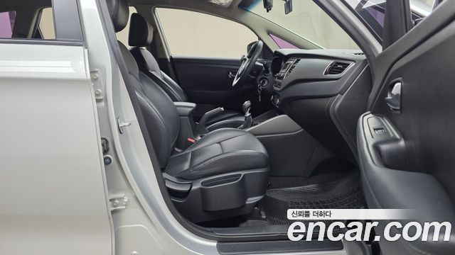 Kia Carens 2.0 LPi Luxury 2015 — фото 26
