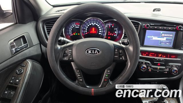 Kia K5 2.0 Deluxe 2013 — фото 13