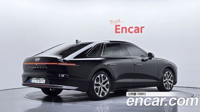 Hyundai Grandeur (GN7) 3.5 LPG 2WD Premium 2023 — фото 2