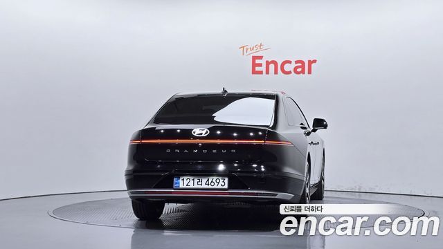 Hyundai Grandeur (GN7) 3.5 LPG 2WD Premium 2023 — фото 4