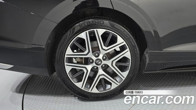 Hyundai Grandeur (GN7) 3.5 LPG 2WD Premium 2023 — фото 5