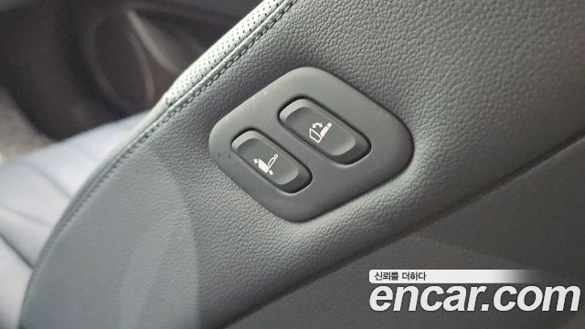 Genesis G80 (RG3) Gasoline 3.5 Turbo AWD 2024 — фото 20