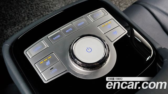 Genesis G80 (RG3) Gasoline 3.5 Turbo AWD 2024 — фото 29
