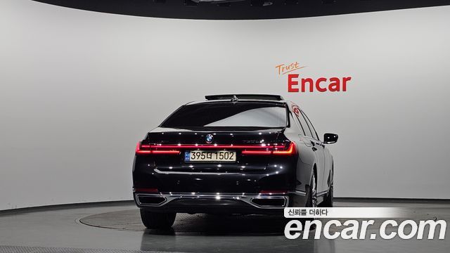 BMW 7 Series (G11) 730Ld xDrive Design Pure Excellence 2022 — фото 4