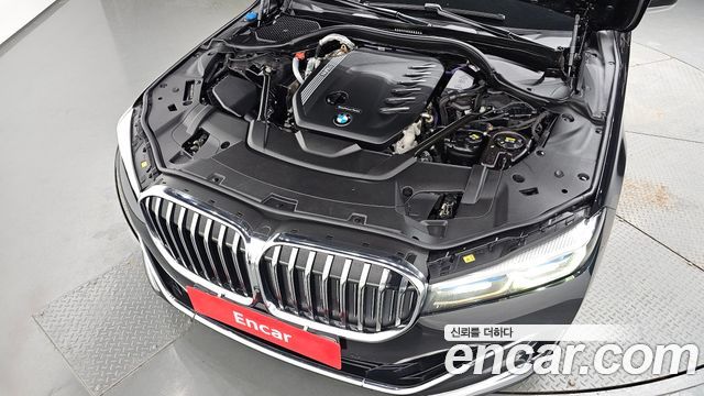 BMW 7 Series (G11) 730Ld xDrive Design Pure Excellence 2022 — фото 6