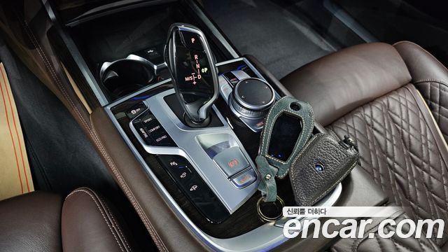 BMW 7 Series (G11) 730Ld xDrive Design Pure Excellence 2022 — фото 9
