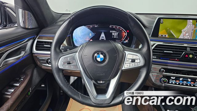 BMW 7 Series (G11) 730Ld xDrive Design Pure Excellence 2022 — фото 13