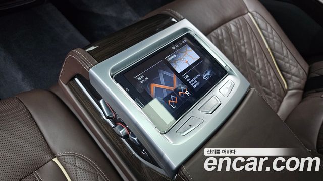BMW 7 Series (G11) 730Ld xDrive Design Pure Excellence 2022 — фото 19