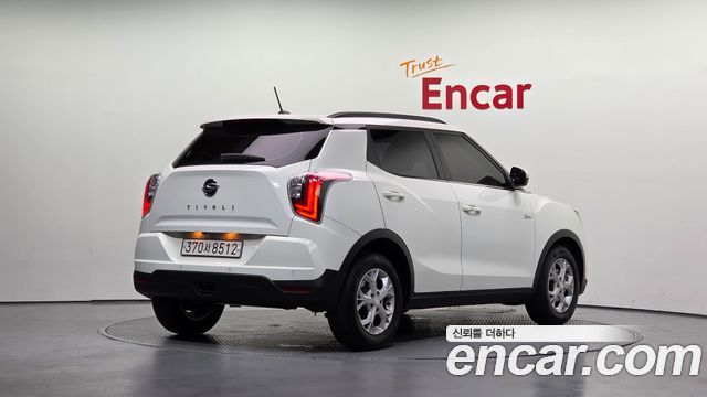 KG Mobility (SsangYong) Very New Tivoli Gasoline 1.5 2WD V3 2021 — фото 2