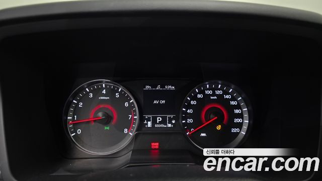 KG Mobility (SsangYong) Very New Tivoli Gasoline 1.5 2WD V3 2021 — фото 8