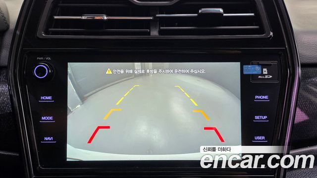 KG Mobility (SsangYong) Very New Tivoli Gasoline 1.5 2WD V3 2021 — фото 27