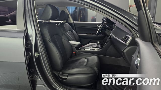 Kia K5 (II) 2.0 Prestige 2019 — фото 10